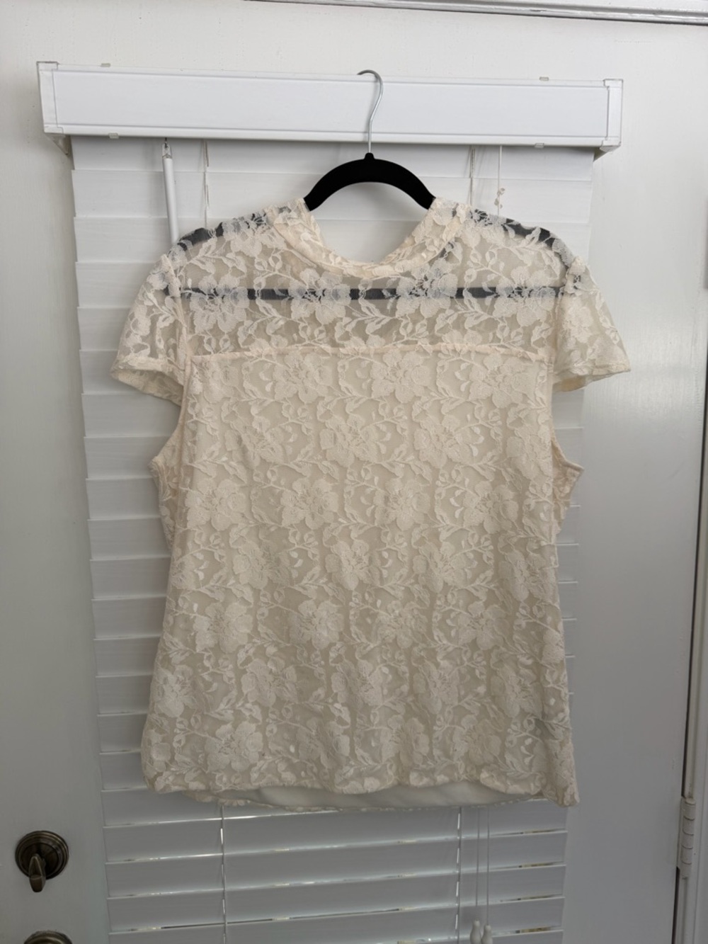 Fever Cream Lace Short Sleeve Blouse